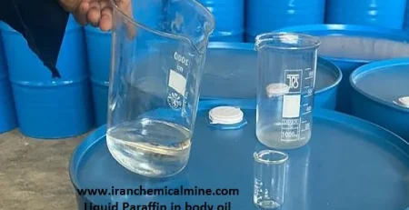 Liquid paraffin in body oil